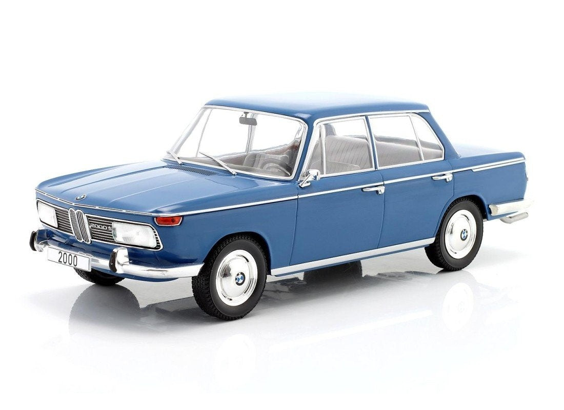 BMW 2000 Tilux - Blue