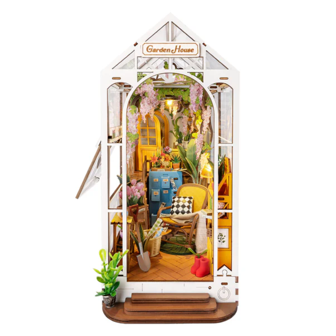 Wooden 3D Puzzle | Gardenhouse Book Nook