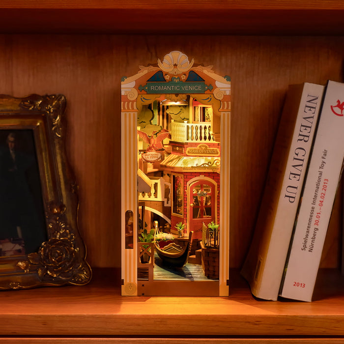 Wooden 3D Puzzle | Romantic Venice Book Nook