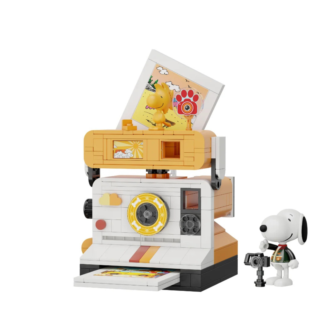 Snoopy | Retro Camera