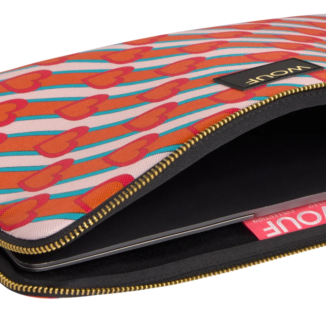 Wouf Laptop Sleeve | Heartbeat